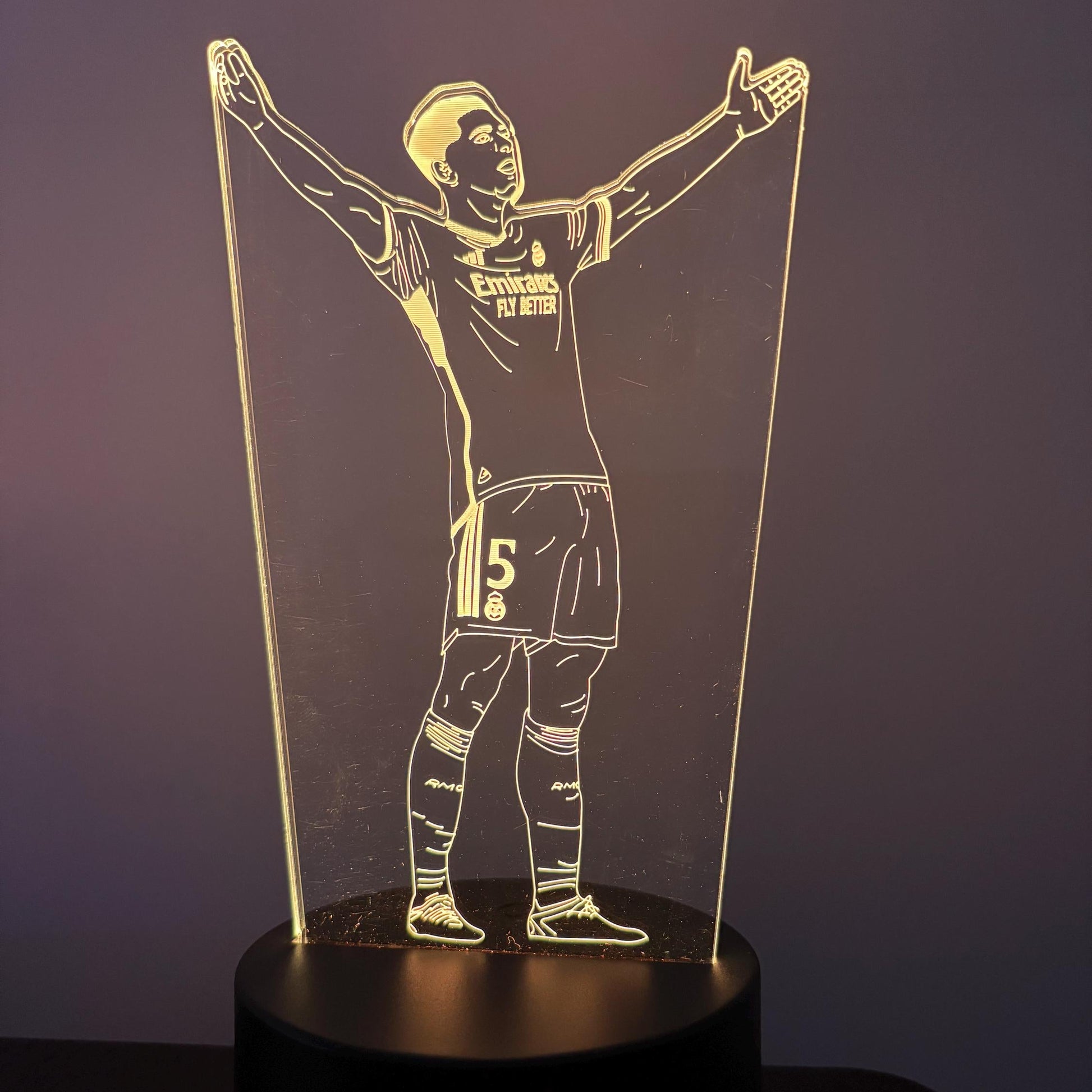 Jude Bellingham Soccer LED Night Light – Multi-Color 3D Acrylic Lamp, Real Madrid Edition, Perfect Gift for Soccer Fans LED Lamp