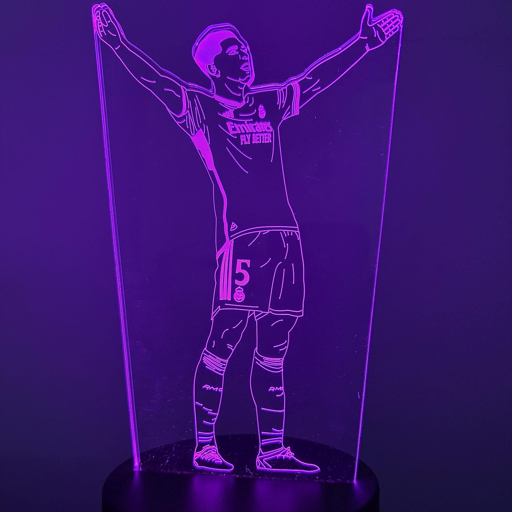 Jude Bellingham Soccer LED Night Light – Multi-Color 3D Acrylic Lamp, Real Madrid Edition, Perfect Gift for Soccer Fans LED Lamp