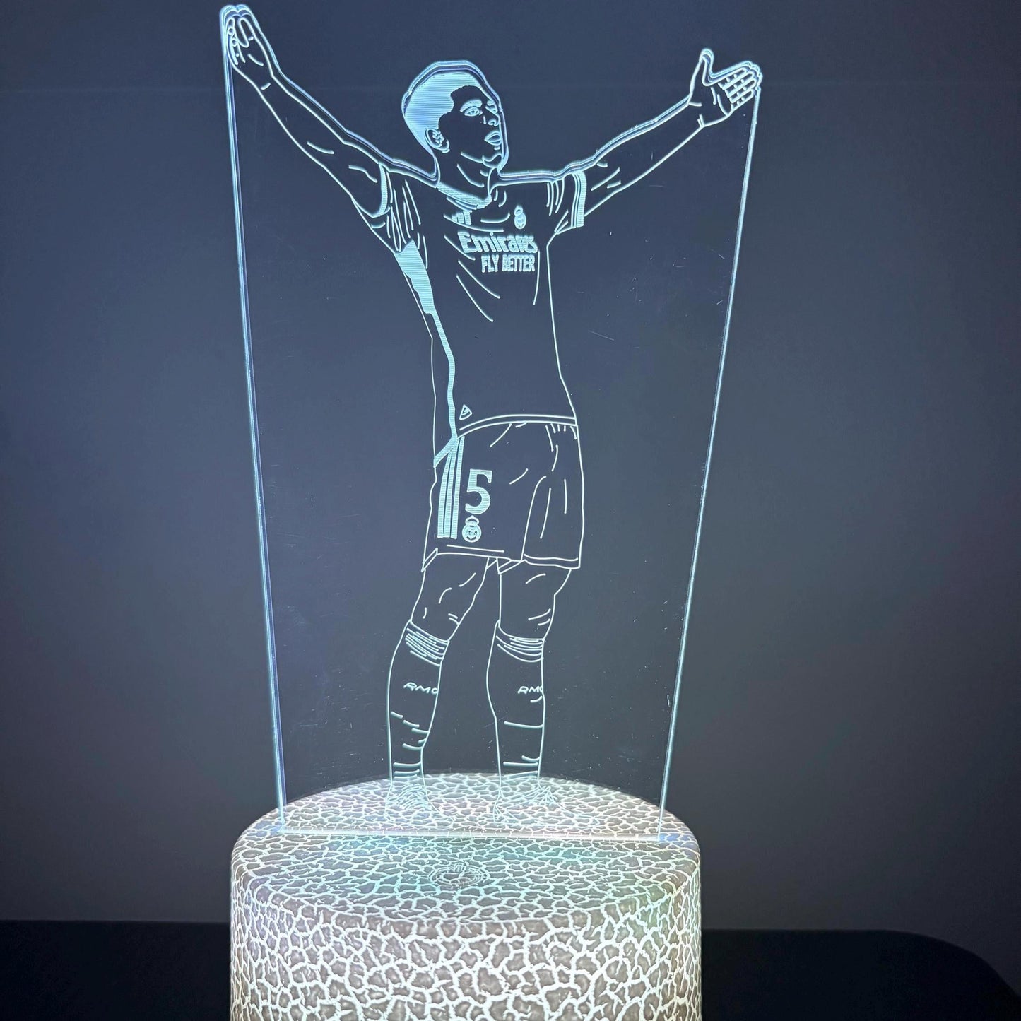 Jude Bellingham Soccer LED Night Light – Multi-Color 3D Acrylic Lamp, Real Madrid Edition, Perfect Gift for Soccer Fans LED Lamp