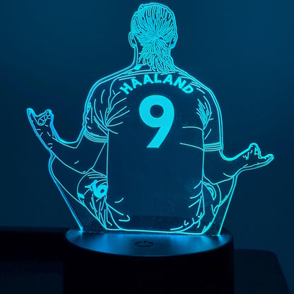 Erling Haaland #9 LED Lamp – Multicolor Acrylic Night Light – Meditating Footballer Design – Soccer Fan Gift – Sports Room Decor LED Lamp