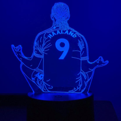 Erling Haaland #9 LED Lamp – Multicolor Acrylic Night Light – Meditating Footballer Design – Soccer Fan Gift – Sports Room Decor LED Lamp